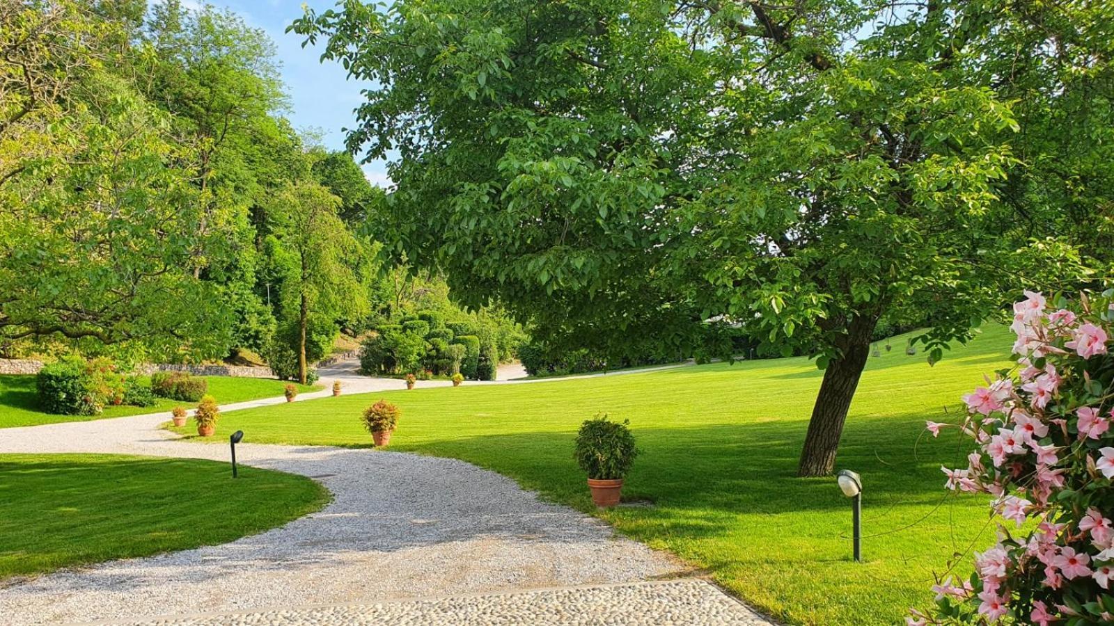 Relais I Due Roccoli Hotel Iseo Exterior foto